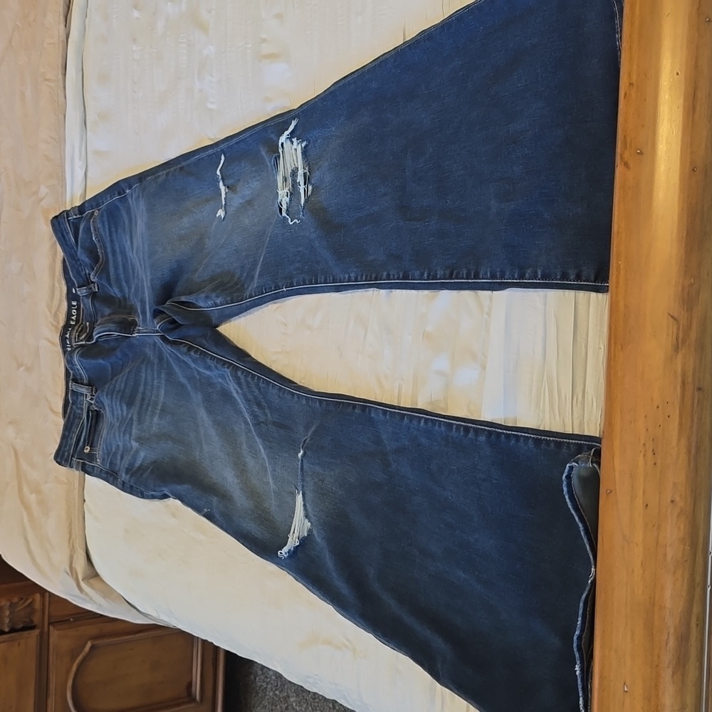 BNWT AMERICAN EAGLE JEANS